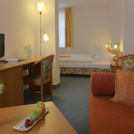 Adler-Hotel Делич Экстерьер фото