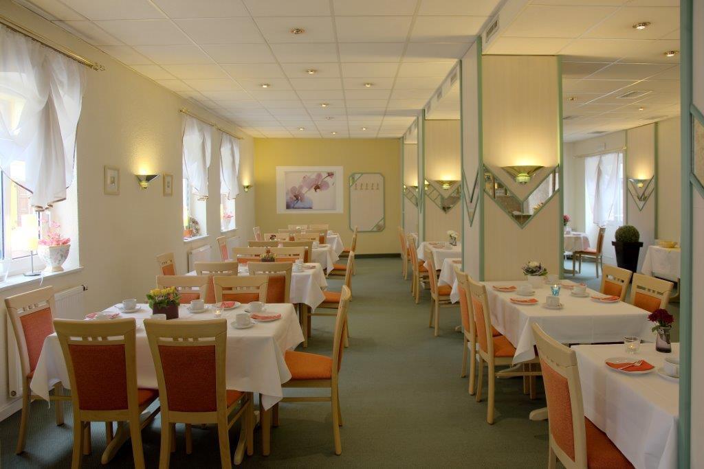 Adler-Hotel Делич Экстерьер фото